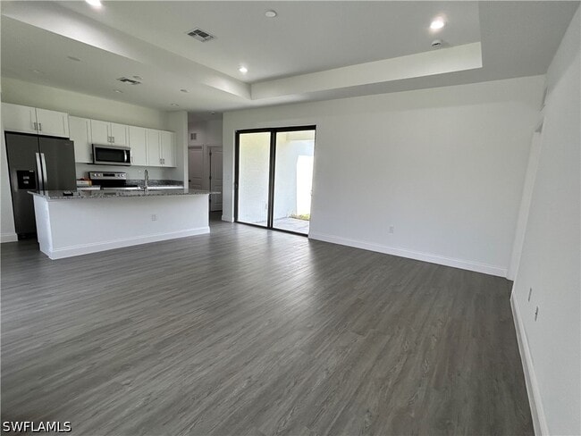 351 Ranchito Ave in Lehigh Acres, FL - Building Photo - Building Photo