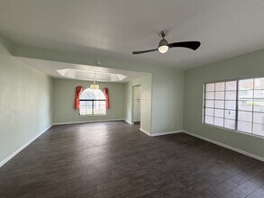 1415 Santa Margarita St in Las Vegas, NV - Building Photo - Building Photo
