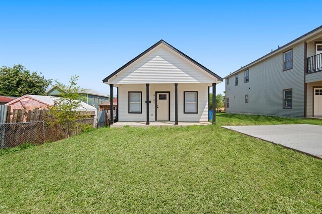 918 Dawson St-Unit -2 in San Antonio, TX - Building Photo - Building Photo