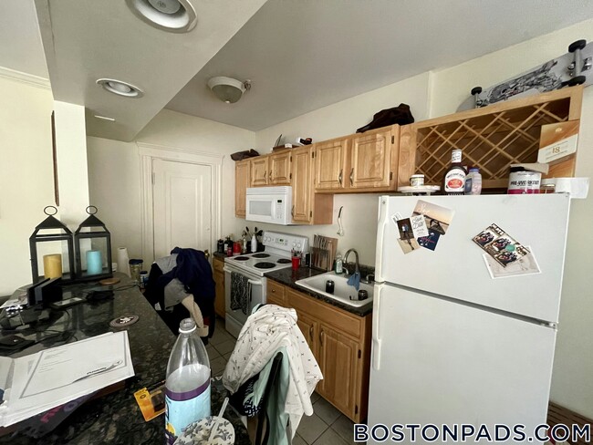 117 Park Dr, Unit 12 in Boston, MA - Building Photo - Building Photo