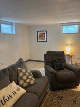 13 Pennwood Rd in Lebanon, PA - Foto de edificio - Building Photo