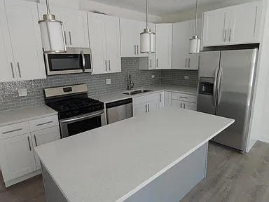 4211 N Harding Ave in Chicago, IL - Building Photo - Building Photo