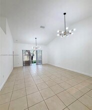2650 E Aragon Blvd in Sunrise, FL - Building Photo - Building Photo
