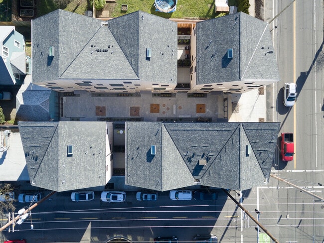 Overlook 2730 in Portland, OR - Building Photo - Building Photo