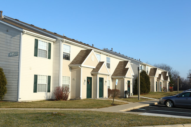 Four Seasons in Adrian, MI - Foto de edificio - Building Photo