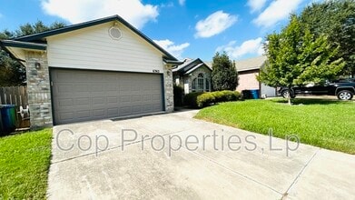 6362 Parkland Oaks Dr in San Antonio, TX - Building Photo - Building Photo