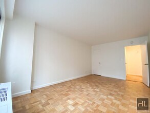 EAST 63 STREET in New York, NY - Building Photo - Building Photo