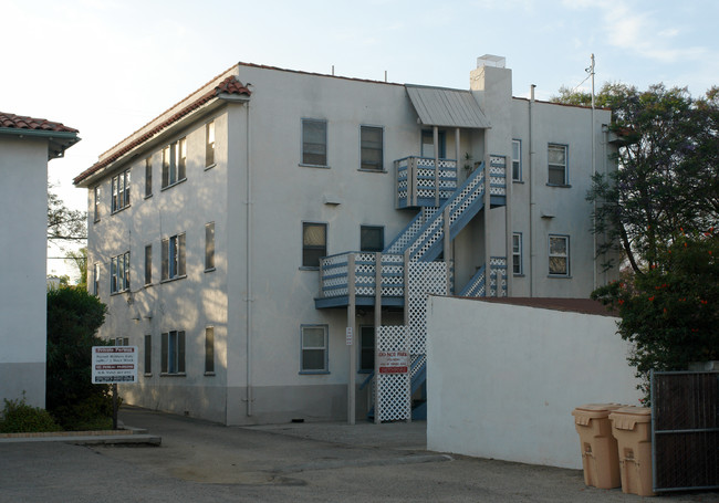 109 W Anapamu St in Santa Barbara, CA - Building Photo - Building Photo