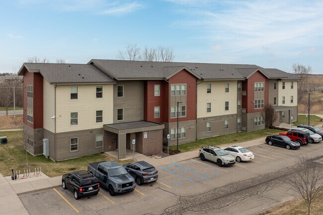 Panther Ridge Apartments in Grand Rapids, MI - Building Photo - Building Photo