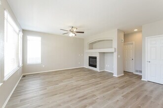 549 S 17th Ave in Brighton, CO - Building Photo - Building Photo