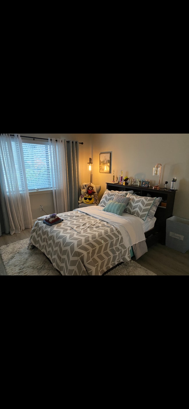 50 Lance Cir, Unit Old Town Commons in Bridgeport, CT - Building Photo - Building Photo