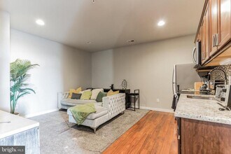 5325 Manor Park Dr in Upper Marlboro, MD - Building Photo - Building Photo