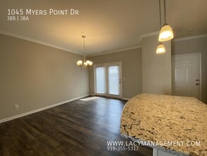 1045 Myers Point Dr in Morrisville, NC - Building Photo - Building Photo