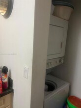 686 NW 114th Ave in Miami, FL - Building Photo - Building Photo