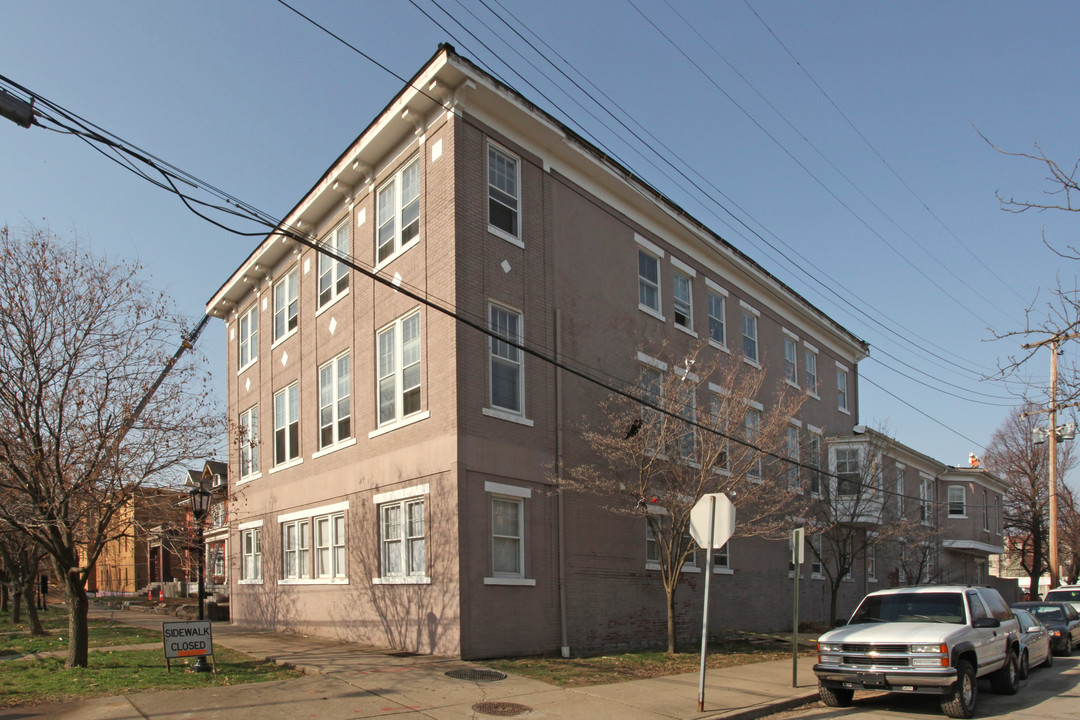 1800-1804 S 3rd St in Louisville, KY - Foto de edificio