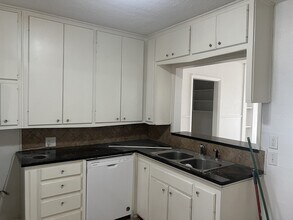 2809 Elgin Ave in Lubbock, TX - Building Photo - Building Photo