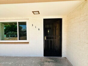 316 N 84th Pl in Mesa, AZ - Building Photo - Building Photo