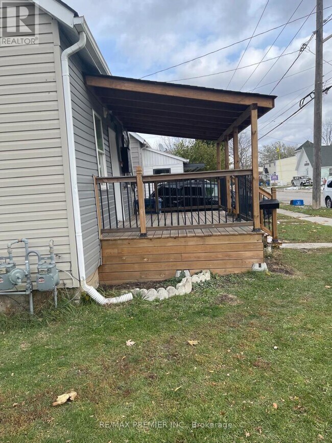 189 King St E in Chatham, ON - Building Photo - Building Photo