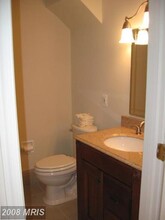 1612 H St SE, Unit Basement in Washington, DC - Building Photo - Building Photo