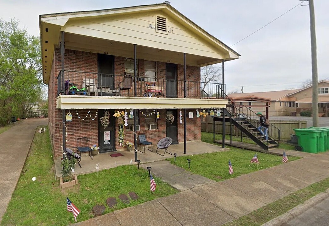 616 14th St N in Columbus, MS - Building Photo