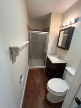 7517 Bayard Park Dr in Evansville, IN - Building Photo - Building Photo