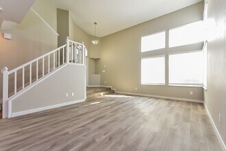 7929 Dover Shores Ave in Las Vegas, NV - Building Photo - Building Photo