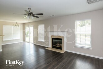 1941 Summit Ridge Ln in Kannapolis, NC - Foto de edificio - Building Photo