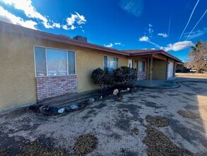 74071 Playa Vista Dr in Twentynine Palms, CA - Building Photo - Building Photo