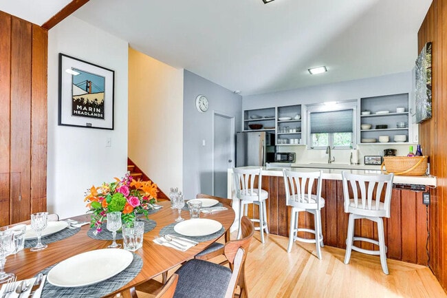 218 Morning Sun Ave in Mill Valley, CA - Building Photo - Building Photo