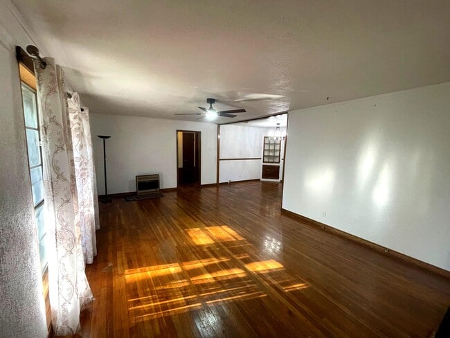 1406 N 2nd St in Temple, TX - Building Photo - Building Photo