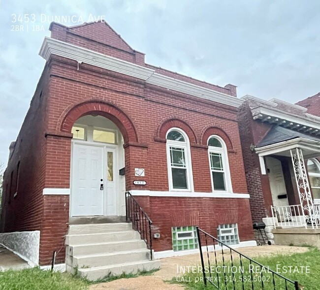 3453 Dunnica Ave in St. Louis, MO - Foto de edificio - Building Photo