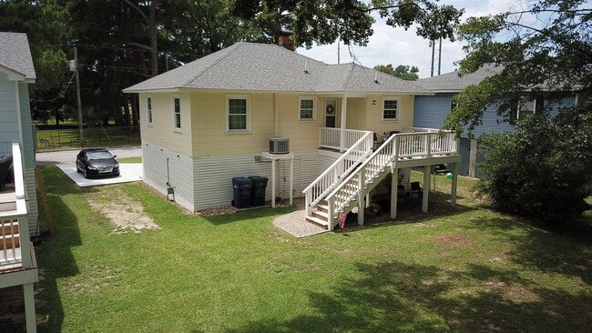 604 E 4th St in Washington, NC - Building Photo - Building Photo