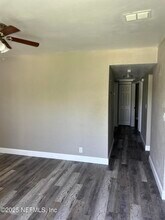 6946 W Virginia Ave in Jacksonville, FL - Building Photo - Building Photo