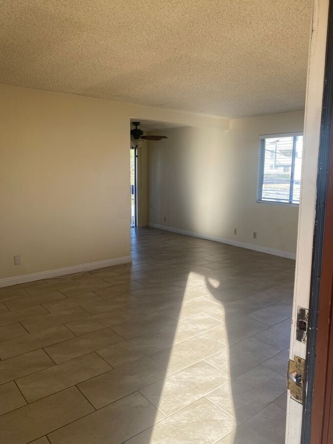4407-4407 Farquhar Ave in Los Alamitos, CA - Building Photo - Building Photo