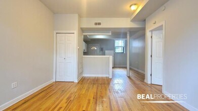 2948 N Seminary Ave in Chicago, IL - Building Photo - Building Photo