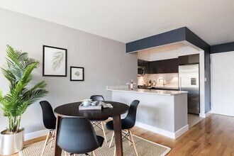 232 E 32nd St, Unit 3D in New York, NY - Foto de edificio - Building Photo