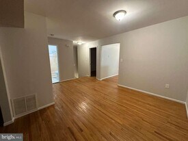 113 SILVER in Hamilton Township, NJ - Building Photo