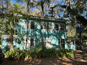 913 NW 3rd Ave in Gainesville, FL - Building Photo - Building Photo