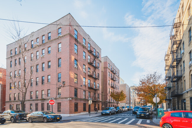 64 Jesup Pl in Bronx, NY - Building Photo - Building Photo