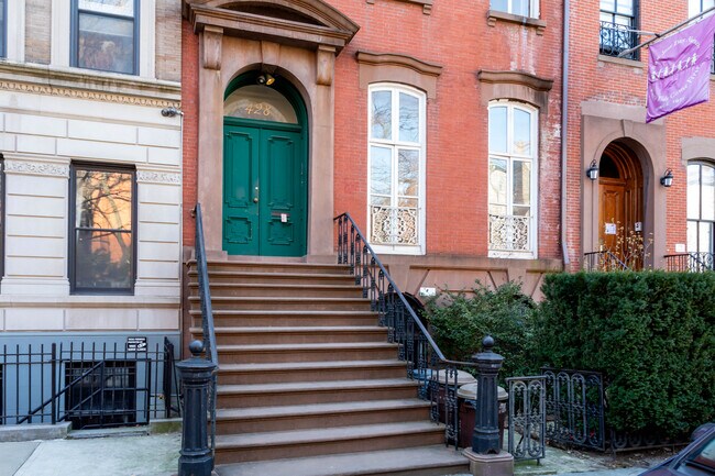 428 W 20th St in New York, NY - Foto de edificio - Building Photo