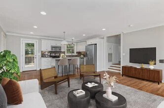 414 Figuers Dr in Franklin, TN - Foto de edificio - Building Photo