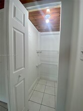 6730 Cleveland St in Hollywood, FL - Building Photo - Building Photo