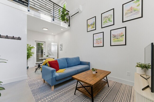 property at 81 Clay St SE
