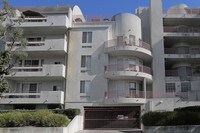 Building Photo - Burnside Apartments in Los Angeles, California