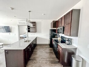 111 E 4th St-Unit -ID1036787P in North Little Rock, AR - Building Photo - Building Photo