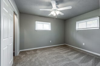 Blue Ridge Apartments in Winchester, VA - Building Photo - Interior Photo