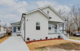 1332-1334 Tricou St in New Orleans, LA - Building Photo