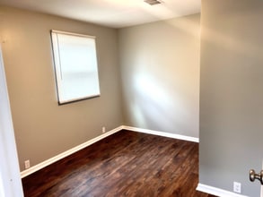 413 6th Ave in Elizabeth, PA - Building Photo - Building Photo