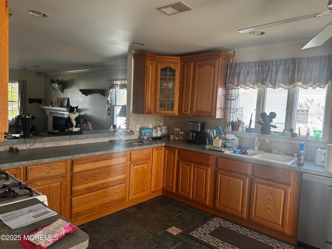 1709 Maple St in Wall Township, NJ - Building Photo - Building Photo