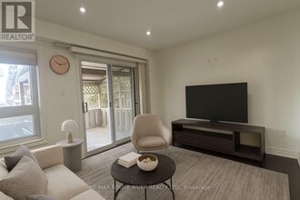 138 Andona Crescent in Toronto, ON - Building Photo - Building Photo
